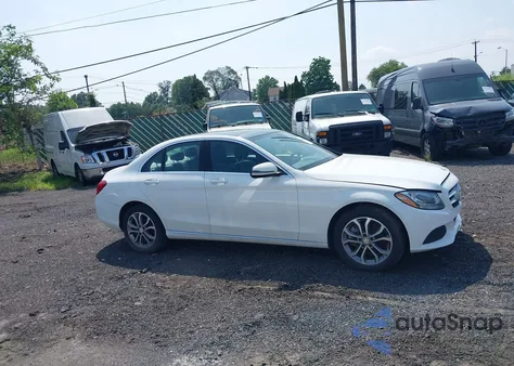 2017 Mercedes-Benz C 300 4Matic/Luxury 4Matic/Sport 4Matic from USA, damaged, VIN 55SWF4KB2HU204504